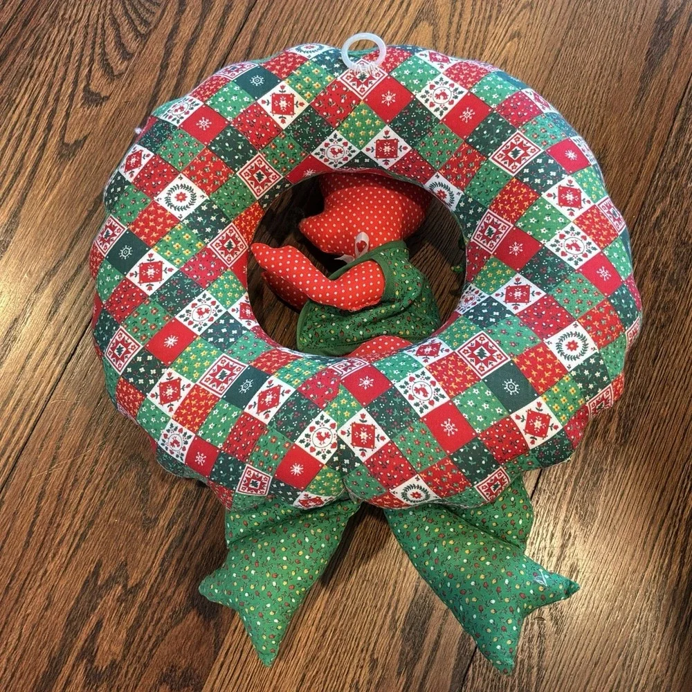 Vintage Handmade CHRISTMAS MOUSE Wreath KITSCHY‎ Fabric Stuffed Plush - EUC